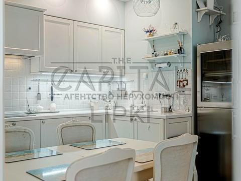 квартира за адресою Андрія Верхогляда вул. (Михайла Драгомирова), 20