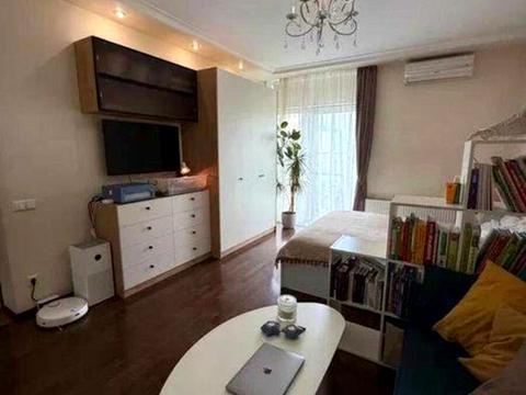 квартира за адресою Регенераторна вул., 4 к4-1