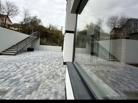 будинок за адресою Поїзд Світлий