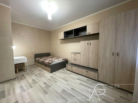 квартира за адресою Рея Бредбері вул., 5/15