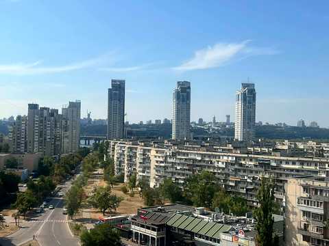 квартира по адресу Павла Тычины просп., 18-Б