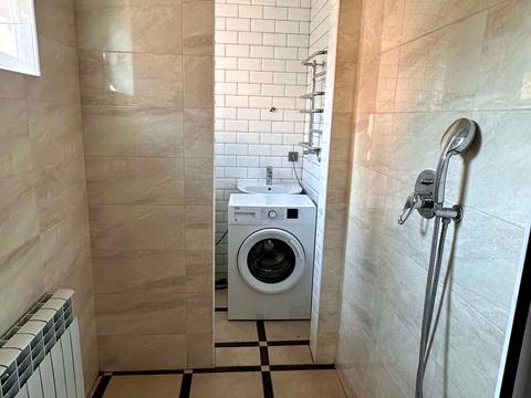 будинок за адресою смт. Таїрове, Коралова вул., 55