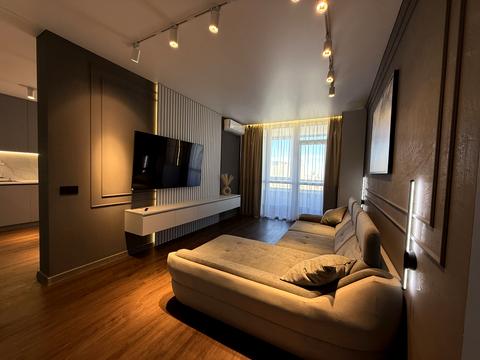 квартира за адресою Причальна вул., 14