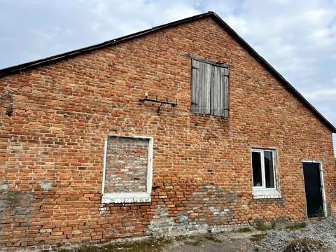 комерційна за адресою Підгірний, 20