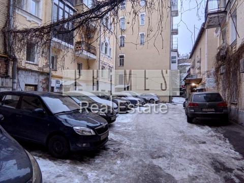 коммерческая по адресу Малая Житомирская ул., 20-В