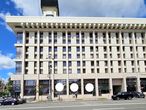 коммерческая по адресу Незалежності пл., 2