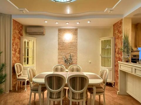 квартира за адресою Василя Симоненка вул., 5