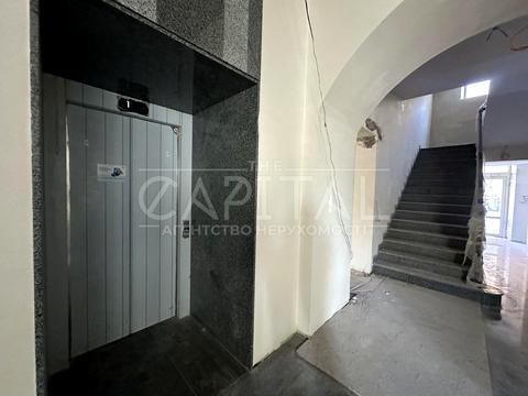 комерційна за адресою Жилянська вул., 14б