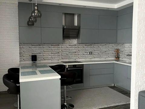 квартира по адресу Александровская ул., 1