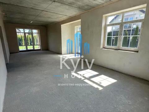 будинок за адресою Набережна