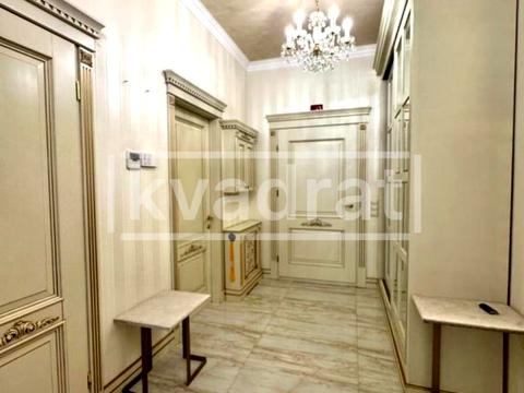 будинок за адресою Набережна вул.