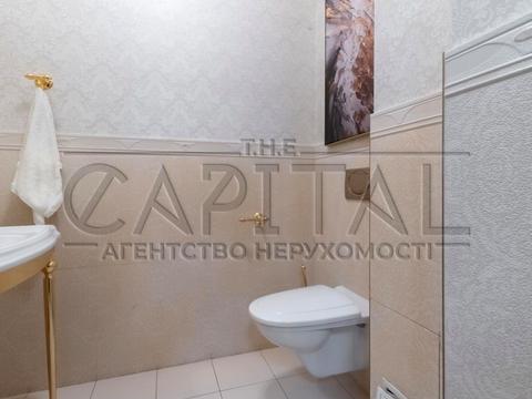 комерційна за адресою Костельна вул., 6