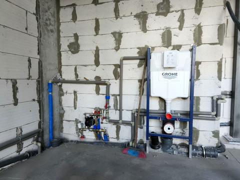 комерційна за адресою Набережна Перемоги вул., 7