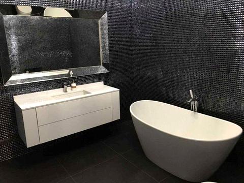 будинок за адресою Вишнева вул.