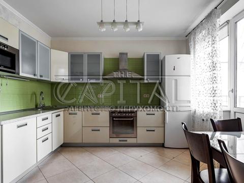 квартира за адресою Почайнинська вул., 25/49