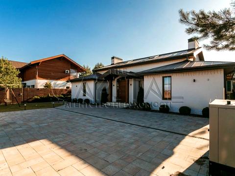 будинок за адресою Київська вул.