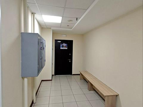 комерційна за адресою Антоновича вул. (Горького), 172