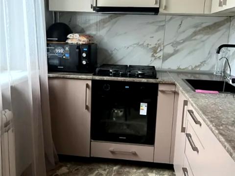 квартира за адресою Дмитра Антоновича бульв., 8