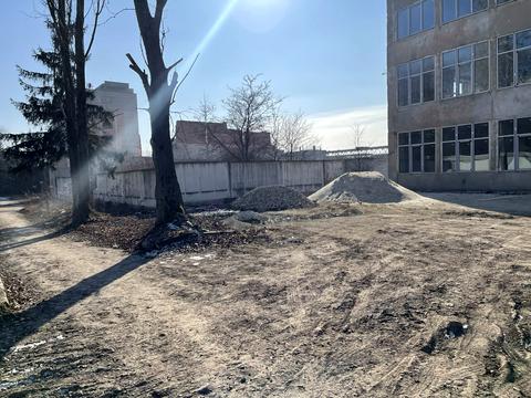 комерційна за адресою Дениса Лукіяновича вул., 54 а