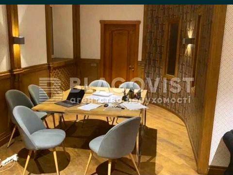 коммерческая по адресу Михаила Грушевского ул., 28