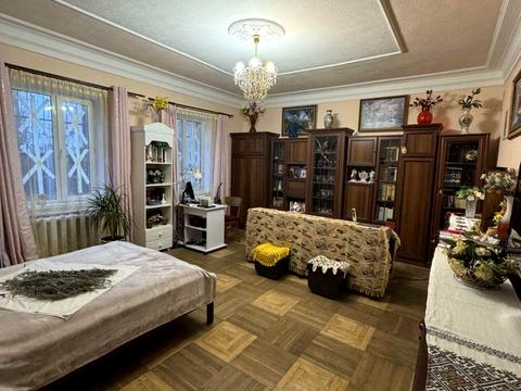 дом по адресу центральна