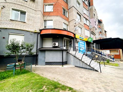комерційна за адресою Кравчука вул., 15л
