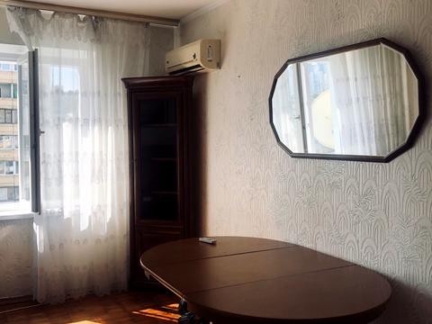 квартира за адресою Мостицька вул., 12