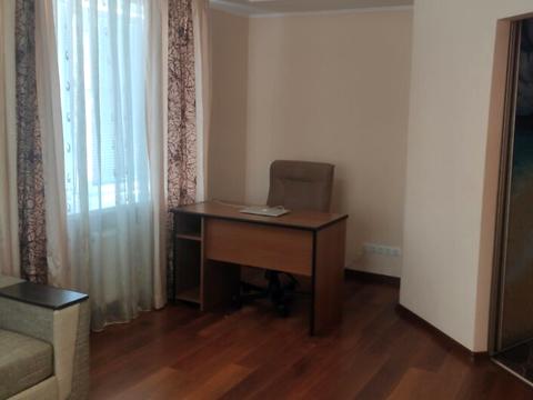 квартира за адресою Панаса Мирного вул., 2