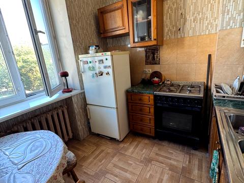 квартира за адресою Левка Лук'яненка вул. (Василя Жуковського), 2-Б