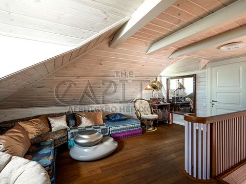 будинок за адресою вул. Заплавна, 5