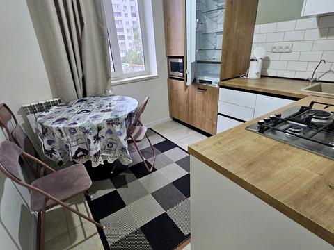 квартира за адресою Вишняківська вул., 8