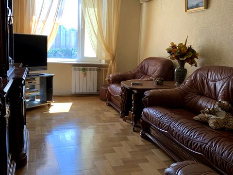 квартира за адресою Андрія Малишка вул., 21