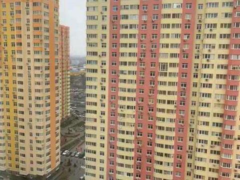 квартира за адресою Сім'ї Кульженків вул. (Петра Дегтяренка), 37