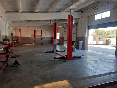 коммерческая по адресу Гарнізонна, 10