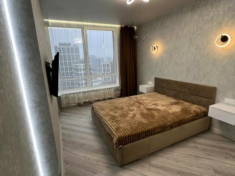 квартира по адресу Олександра Олеся ул., 5-А