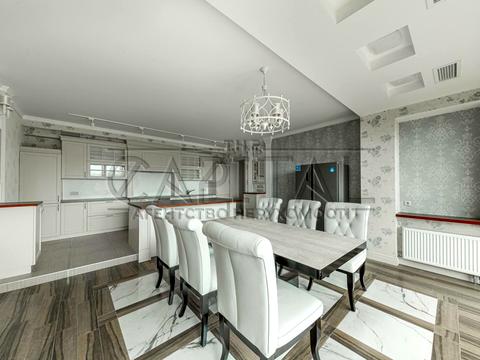 будинок за адресою вул. Локомотивна