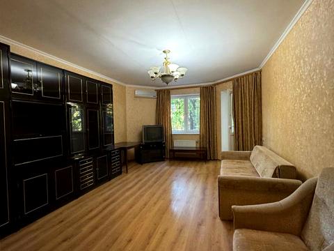 квартира за адресою Івана та Юрія Лип вул. (Гайдара), 32