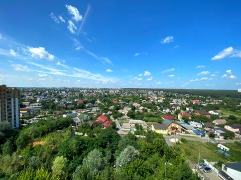 комерційна за адресою Оксамитова вул., 18-Б