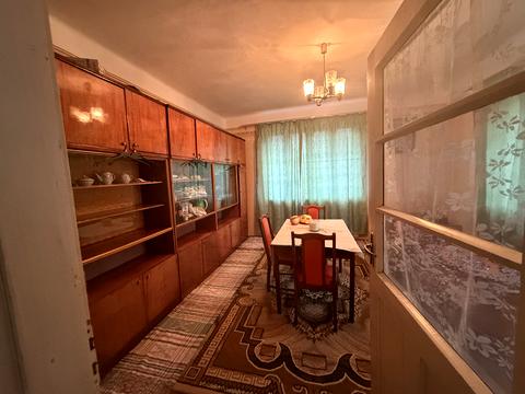 будинок за адресою Головна, 111