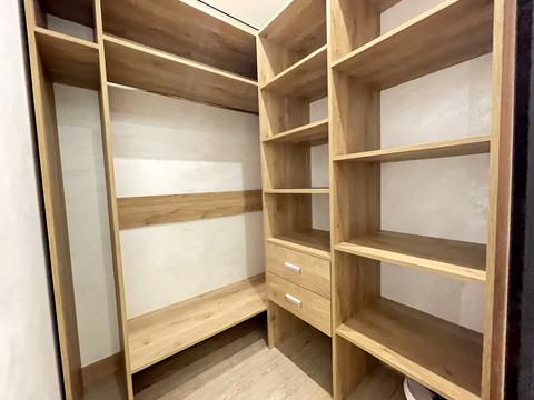 квартира за адресою Молодіжна вул., 10