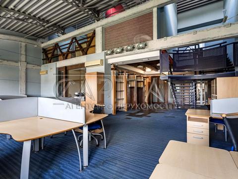 коммерческая по адресу Дегтяревская ул., 33б