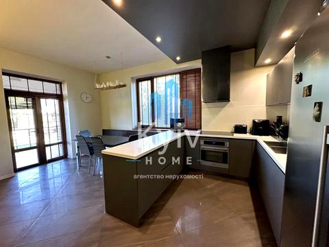 будинок за адресою Центральна вул. (Пролетарська)