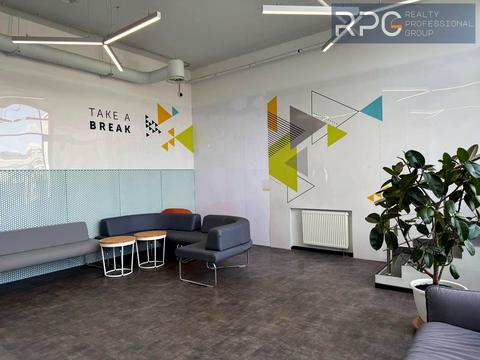 комерційна за адресою Сім'ї Прахових вул. (Гайдара), 58/10