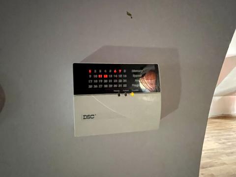 комерційна за адресою Баранинці, 1