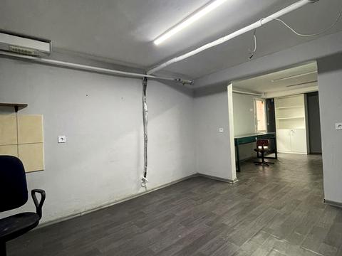 комерційна за адресою Перемоги просп., 62