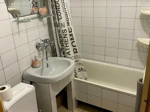 квартира за адресою Василя Касіяна вул., 2-А