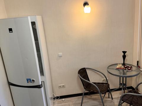 квартира за адресою В'ячеслава Чорновола вул., 10