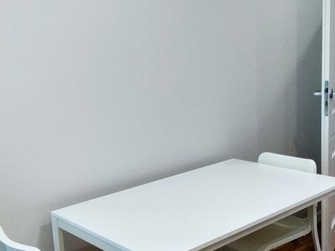 квартира за адресою Рея Бредбері вул., 2
