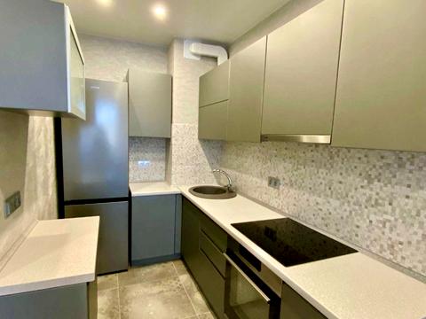 квартира за адресою Олександра Олеся вул., 4