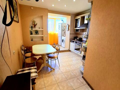 квартира за адресою Астрономічна вул., 35и